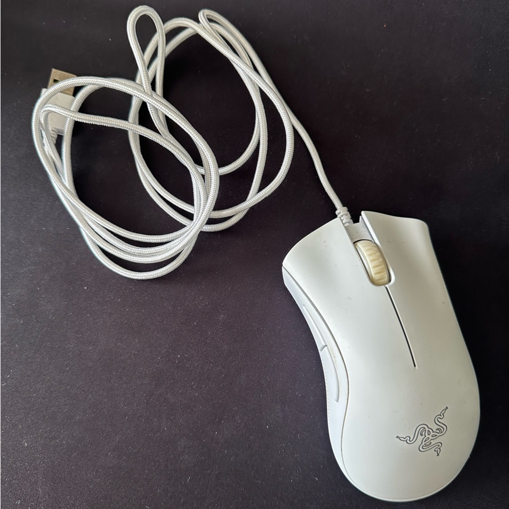 Razer Deathadder Essential Mouse